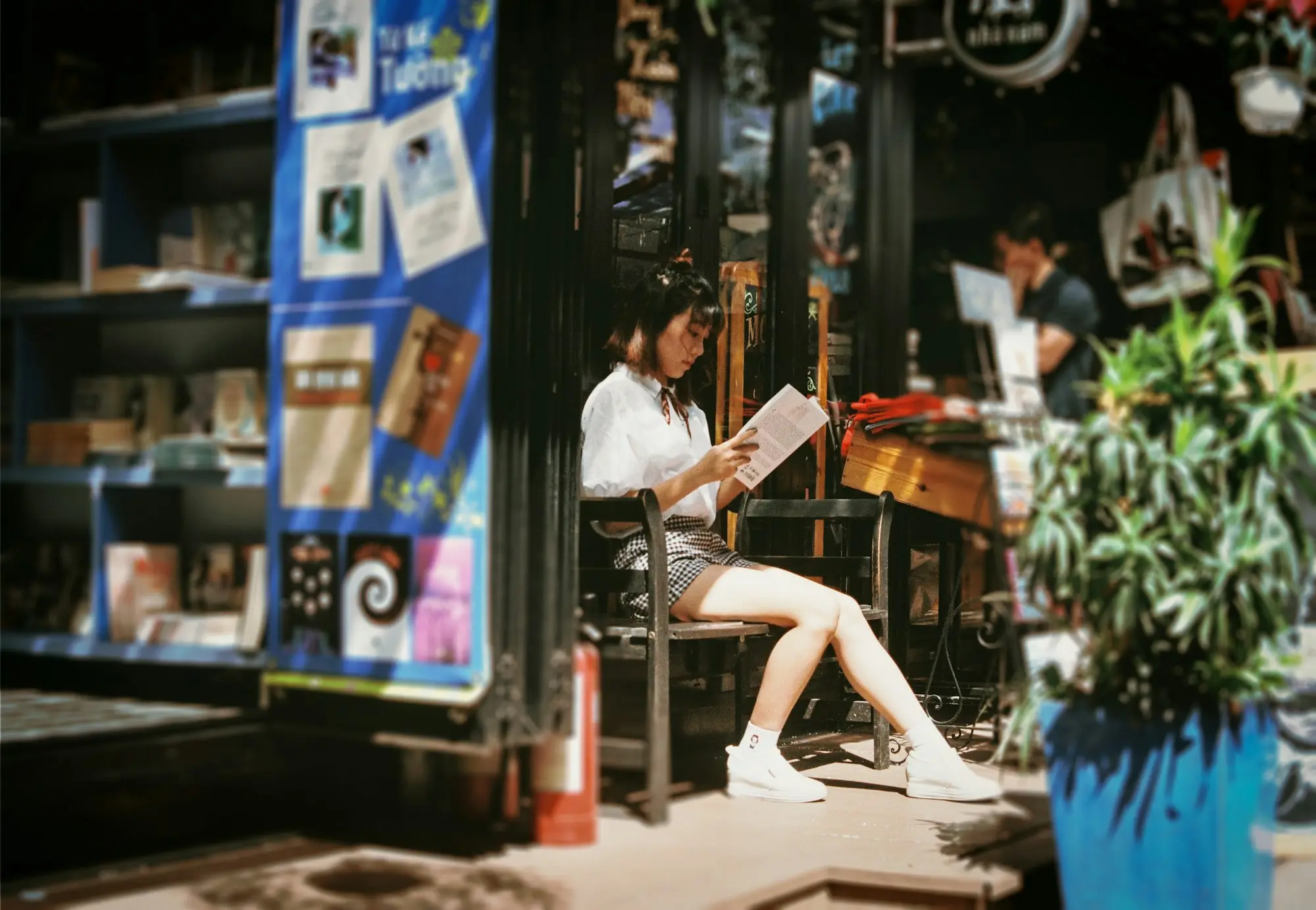Shop owner reading a commercial lease after the landlord called on the bank guarantee